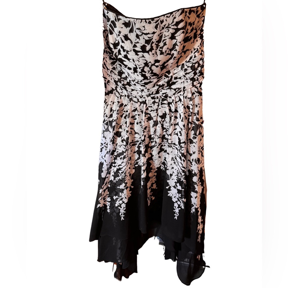 Strapless Black Floral Dress Size 6 White House Black Market